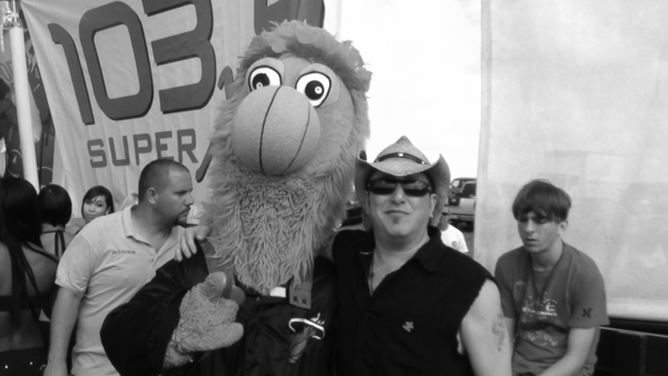 Gary Gore & Florida Marlins mascot 2011